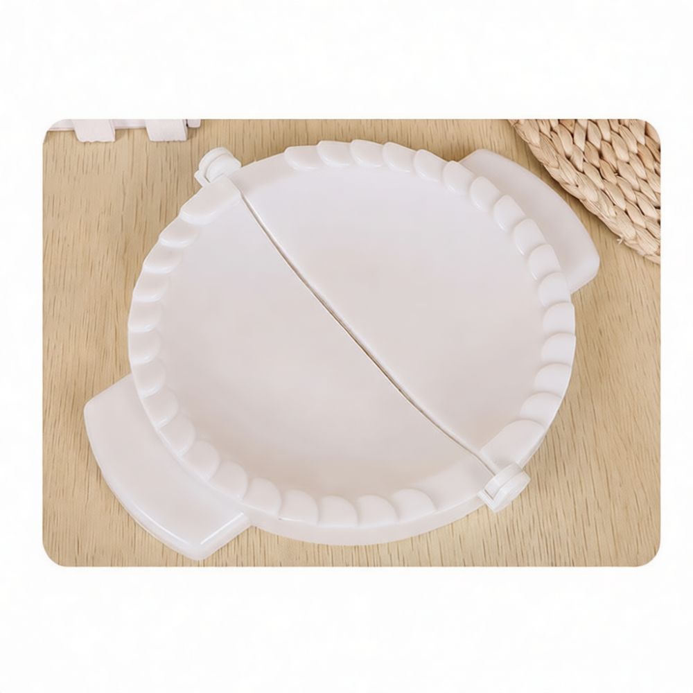 Pratico strumento manuale per  - Kitchen Gadgets Dumpling Maker recensione e prezzo